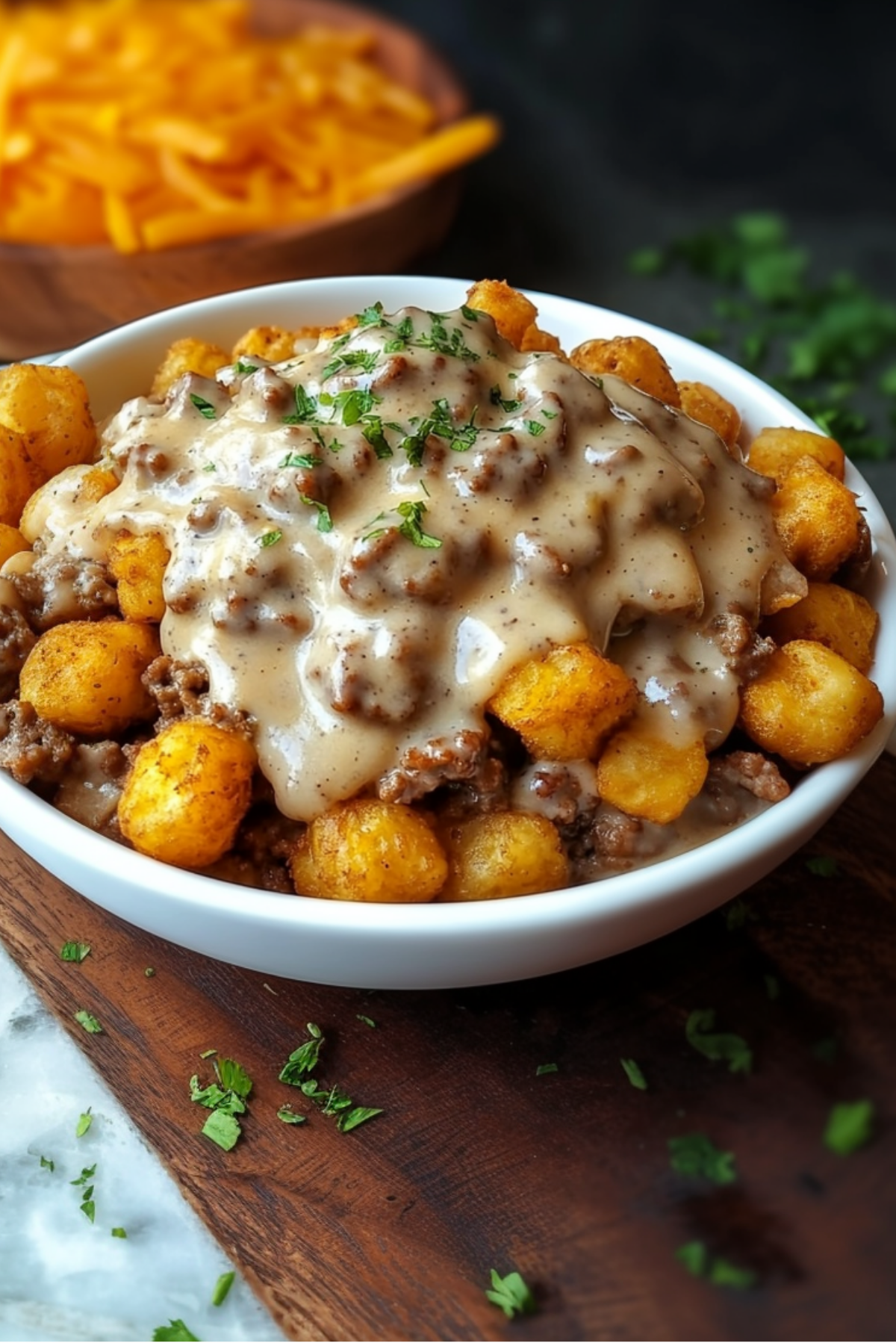 Tater Tot Breakfast Bowl with Sausage Gravy – The Ultimate Comfort Meal