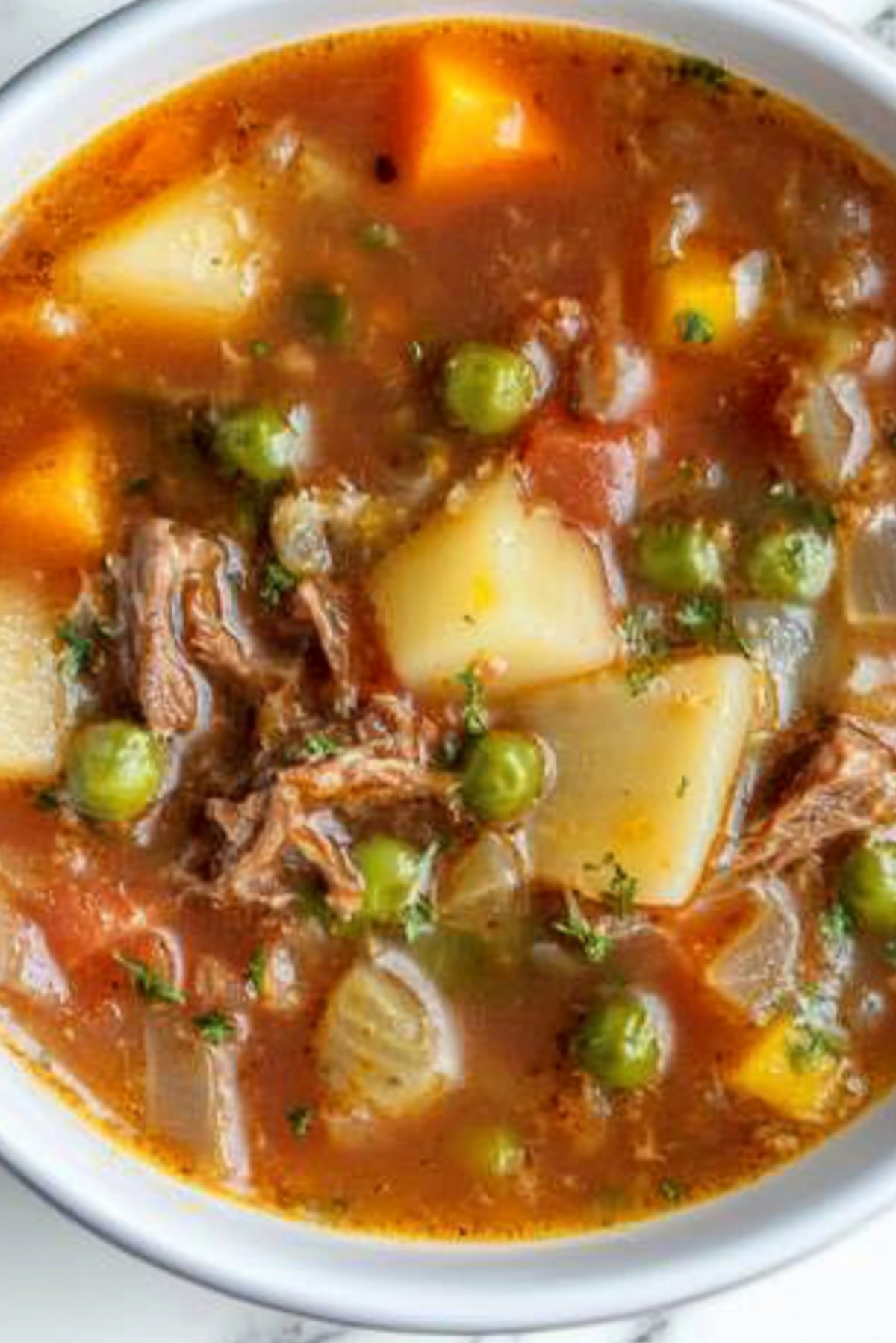 Hearty & Comforting Vegetable Beef Soup – A Cozy Classic