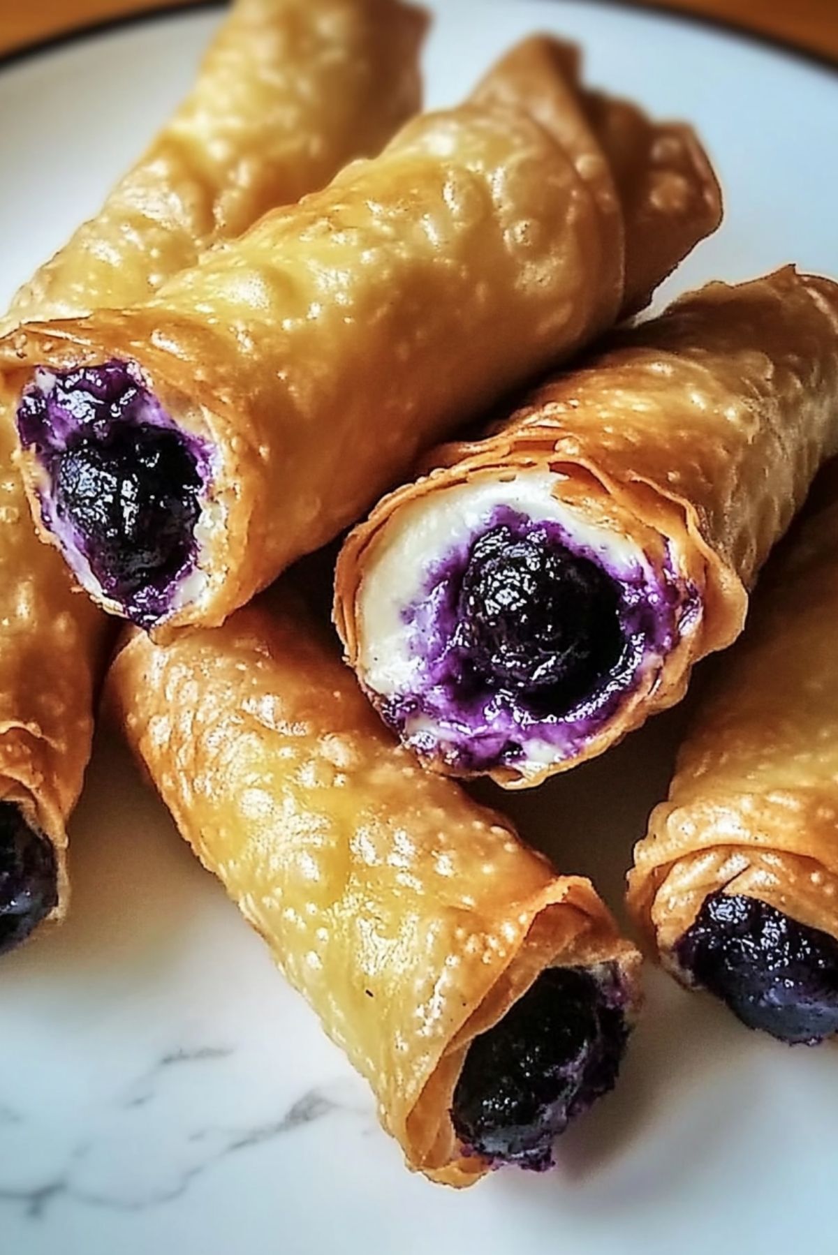 Blueberry Cream Cheese Egg Rolls: A Sweet and Crispy Delight