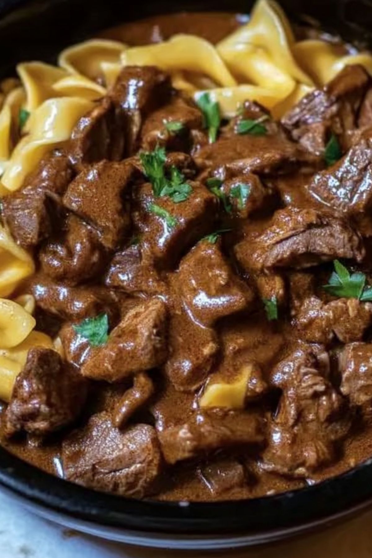 Slow Cooker Beef and Noodles