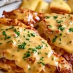 Texas Roadhouse Smothered Chicken with Jack Cheese: A Comforting, Flavorful Dish