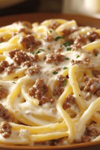 Creamy Ground Beef Alfredo Pasta: A Comforting Dinner Everyone Will Love