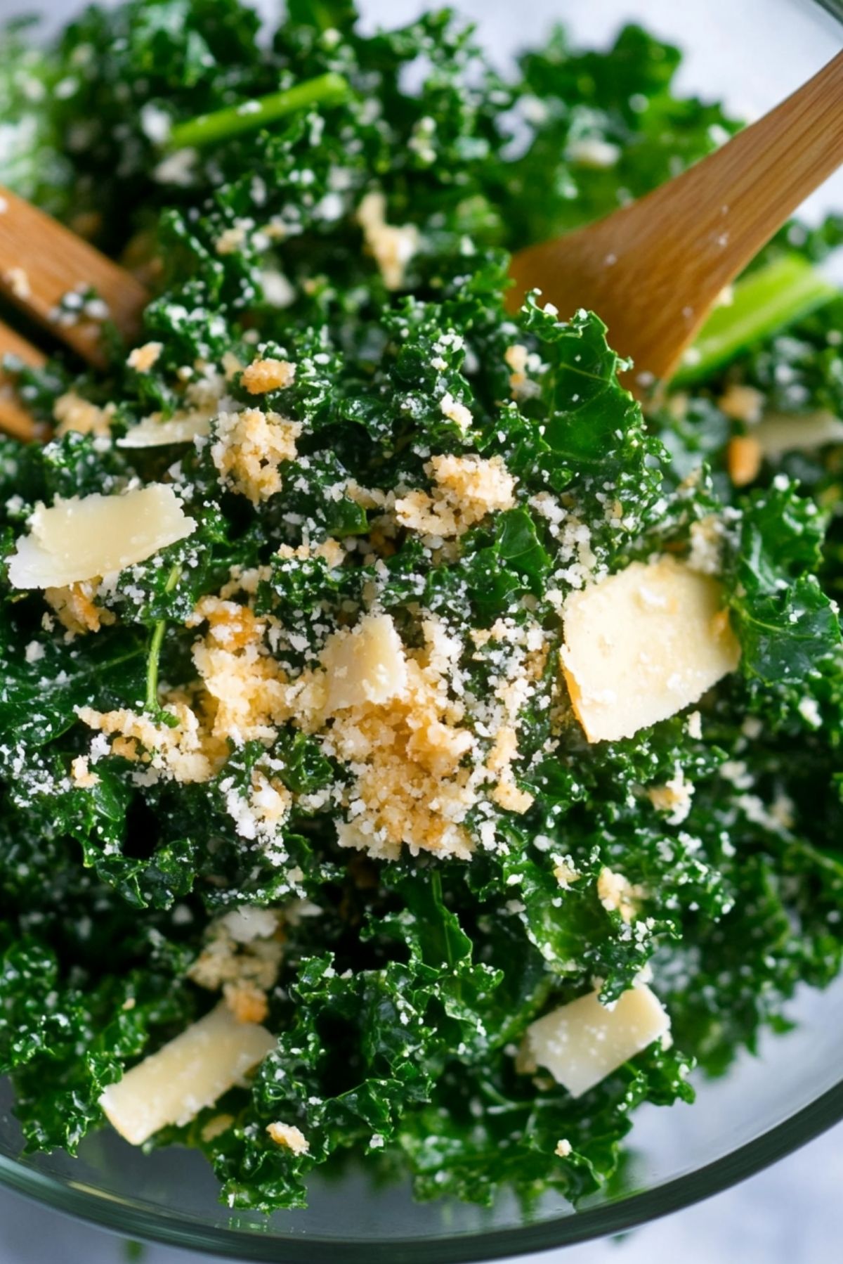 Lemon Parmesan Kale Salad: A Fresh and Zesty Way to Enjoy Your Greens